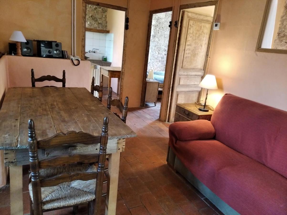 Ca La Iaia Veva Apartment Sant Joan les Fonts Luaran gambar