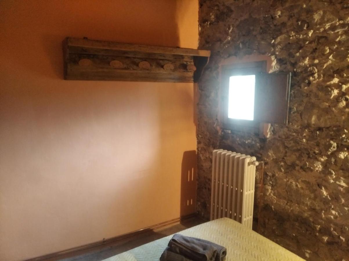 Ca La Iaia Veva Apartment Sant Joan les Fonts Luaran gambar