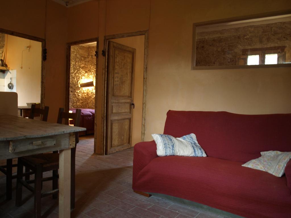 Ca La Iaia Veva Apartment Sant Joan les Fonts Luaran gambar